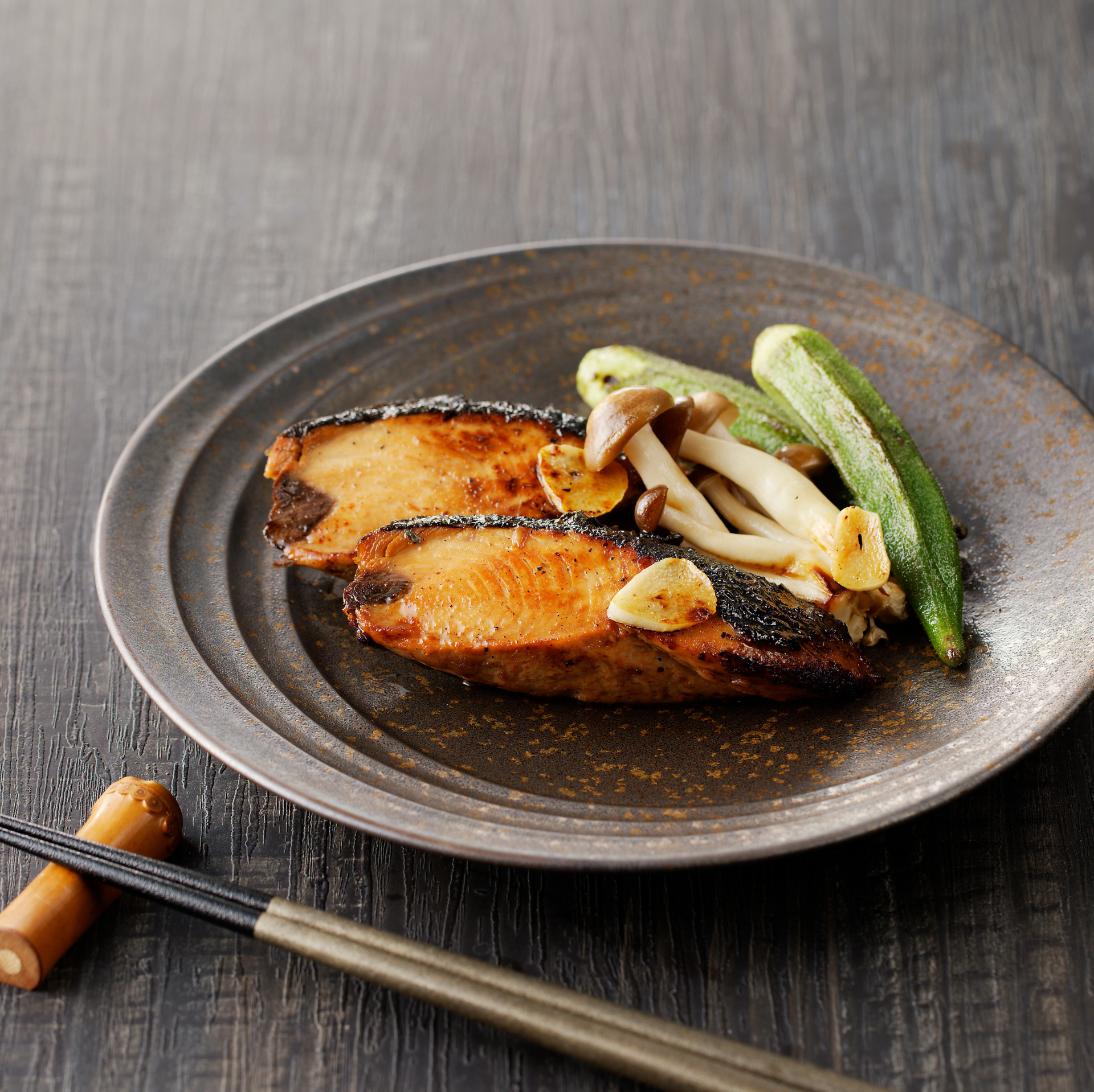 【送料込み】焼津式 かつおのたたき 鬼わら焼き 2本セット ゆずぽん酢たれ付き