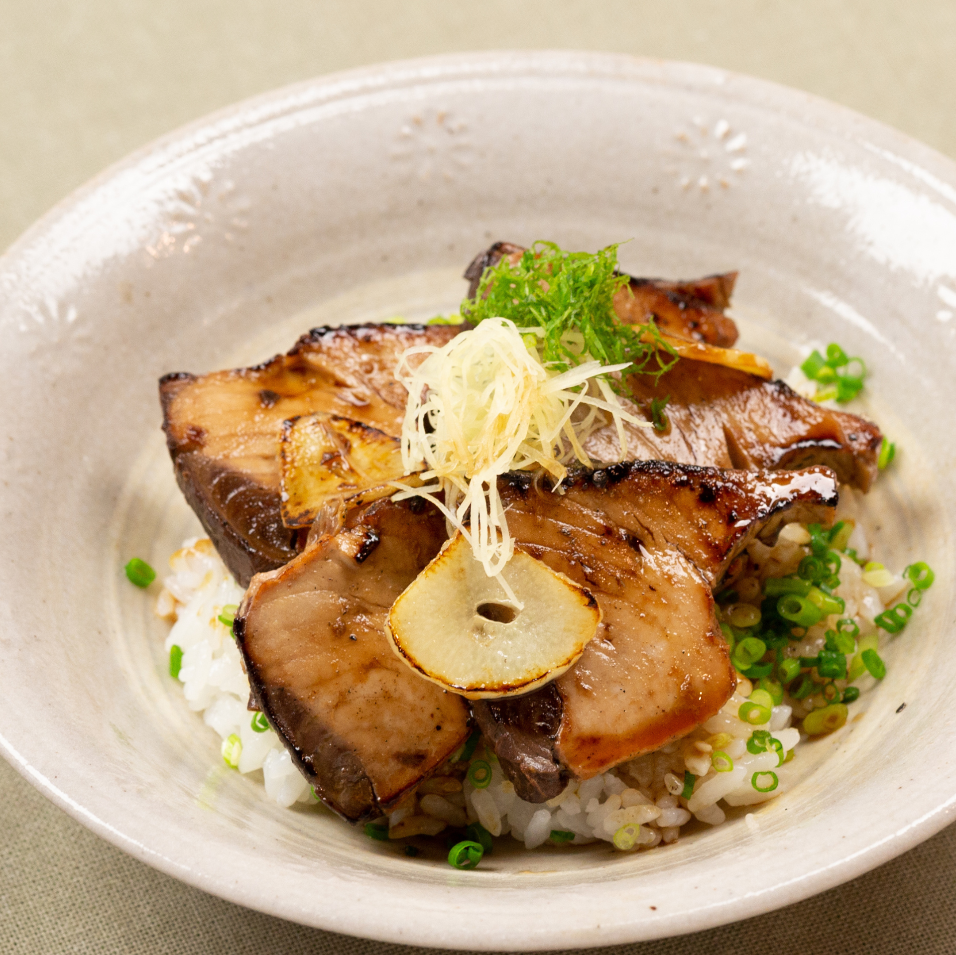 焼津式 かつおのたたき 鬼わら焼き 1.5kg以上(4~7本)ゆずぽん酢たれ付き