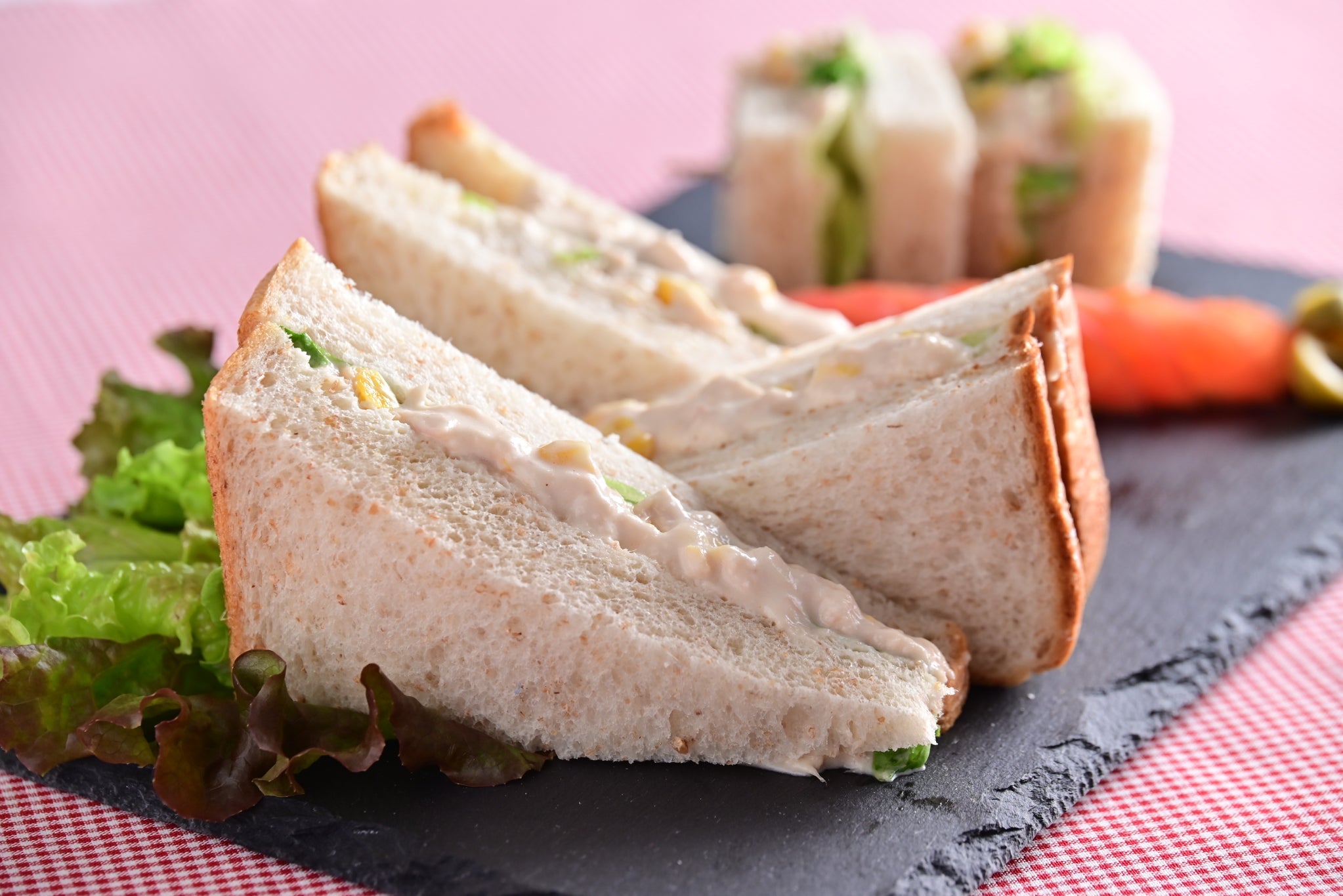 ツナとスイートコーンのサンドウィッチ